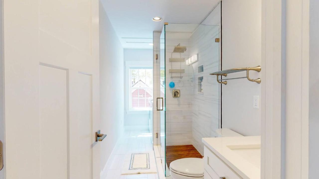 Villa Modern 2Br 2Ba With King Bed-Fast Wi-Fi 75 Inch Oled Tv Wilmington Esterno foto